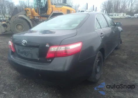 2009 Toyota Camry Le z USA, uszkodzony, nr VIN 4T1BE46K29U375707